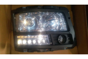 Фара передняя правая F3000 (нового образца)